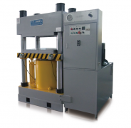 油壓機(jī)應(yīng)如何避免生銹？