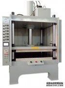 四柱油壓機壓力控制的順序動作回路原理